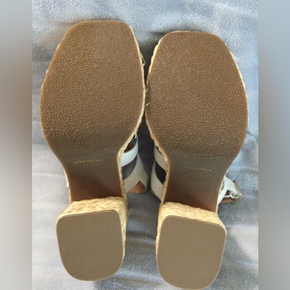 Lisa Vicky Just Strappy Platform White Sandals Size 8.5 M - Picture 7 of 12
